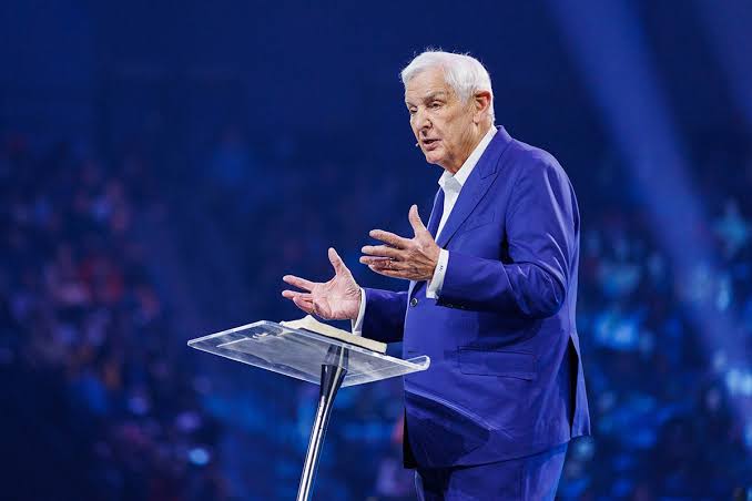 Dr. David Jeremiah preaching at Shadow Mountain Community Church and teaching through Turning Point Ministries.