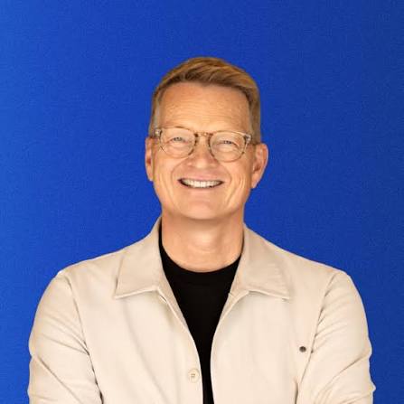 Carey Nieuwhof Christian author, pastor and leadership speaker